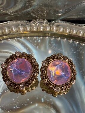 Avon Gold-Tone Earrings with Iridescent Pink Centers